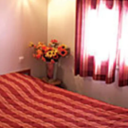 Confortables Avec Piscine Et Salle De Sport, Au Coeur De La Nature, Animaux Acceptes - Fr-1-489-288 *